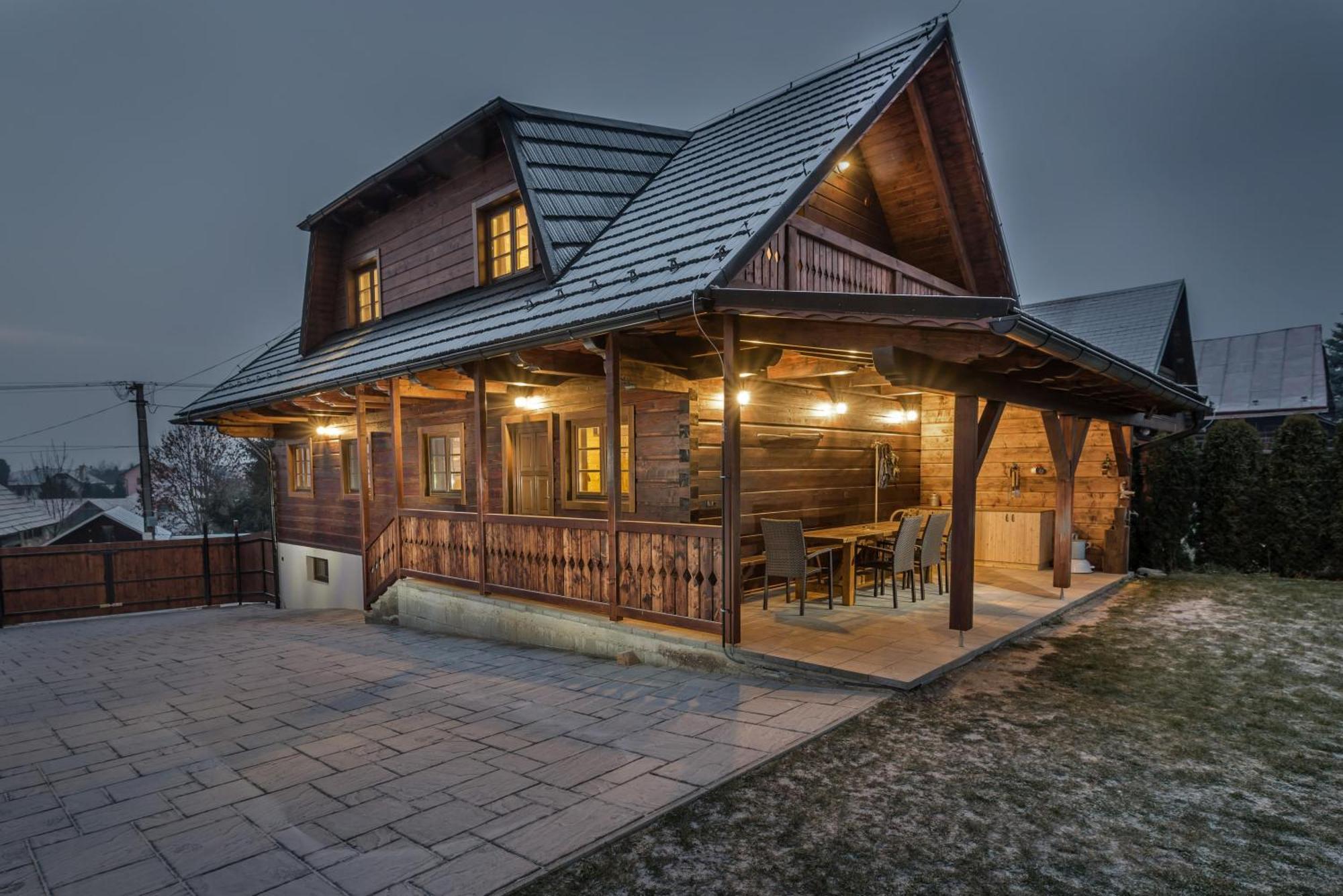Drevenica Emilka, 5 Min Restauracia, Z Terasy Vyhlad Na Kralovu Holu A Polomske Ocko, Gril, Ohnisko, Kotlik Villa Brezno Dış mekan fotoğraf